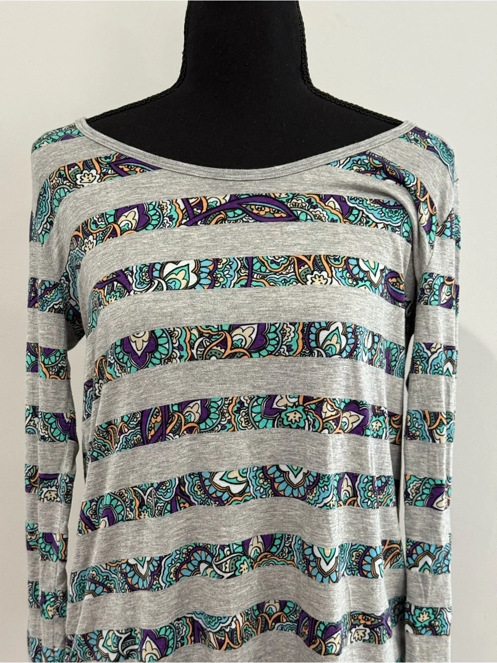 LuLaRoe S Striped Gray Long-Sleeve Top with Teal & Purple Paisley Accent 064